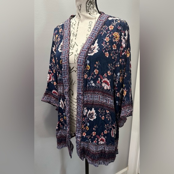 Artesia Vibrant Floral Kimono💜 - Picture 7 of 11